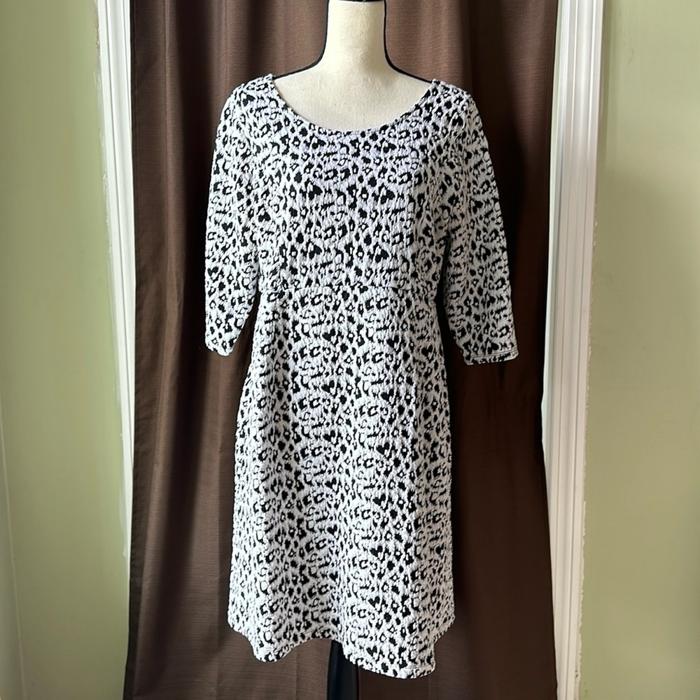 Lane Bryant Black & White Leopard Print Dress. Size 14/16
